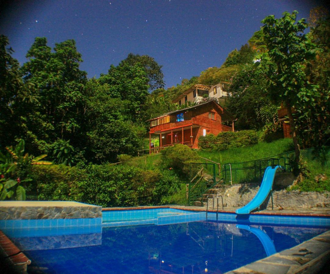 Eco Lodge La Juanita La Linda المظهر الخارجي الصورة